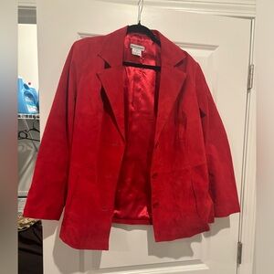 Jessica London suede leather blazer
Size 14 / excellent condition